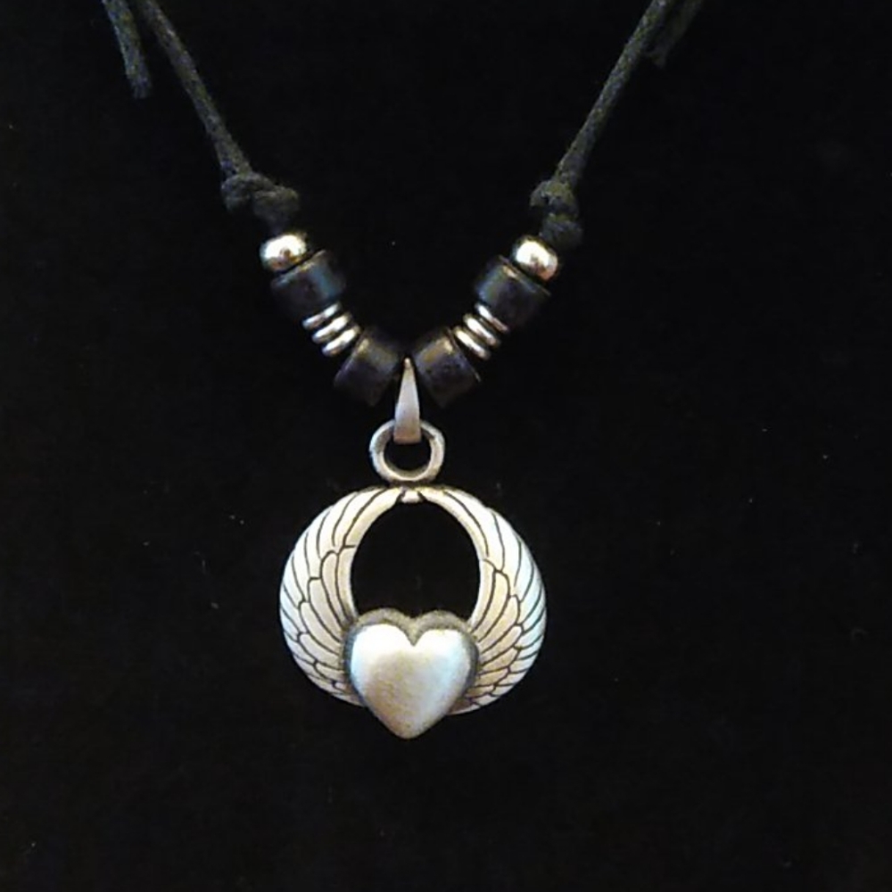 Necklace - Picture 2 of 8